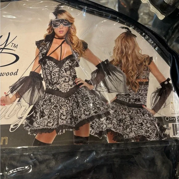 Women's Halloween costume - Picture 5 of 9